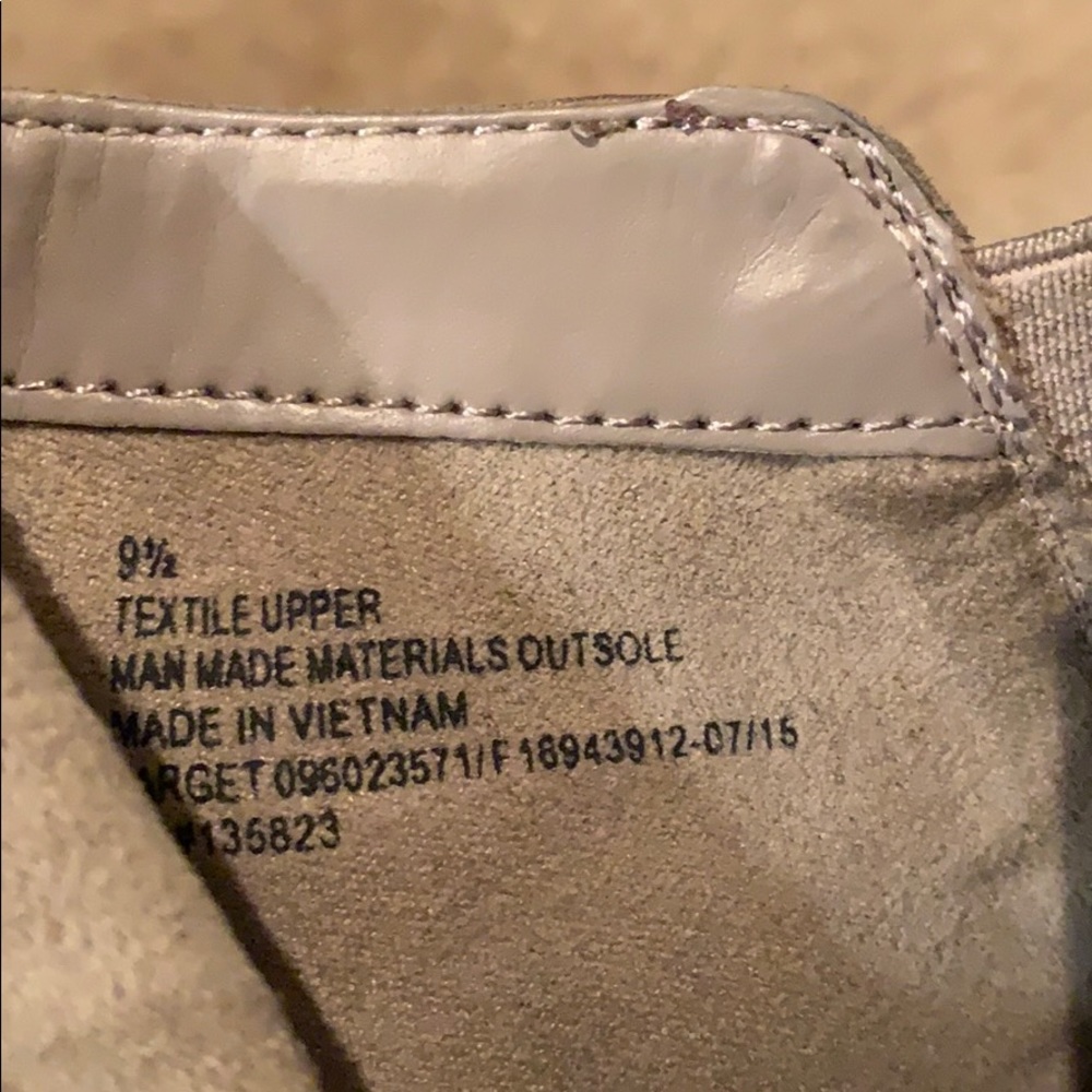 Booties - Picture 7 of 8